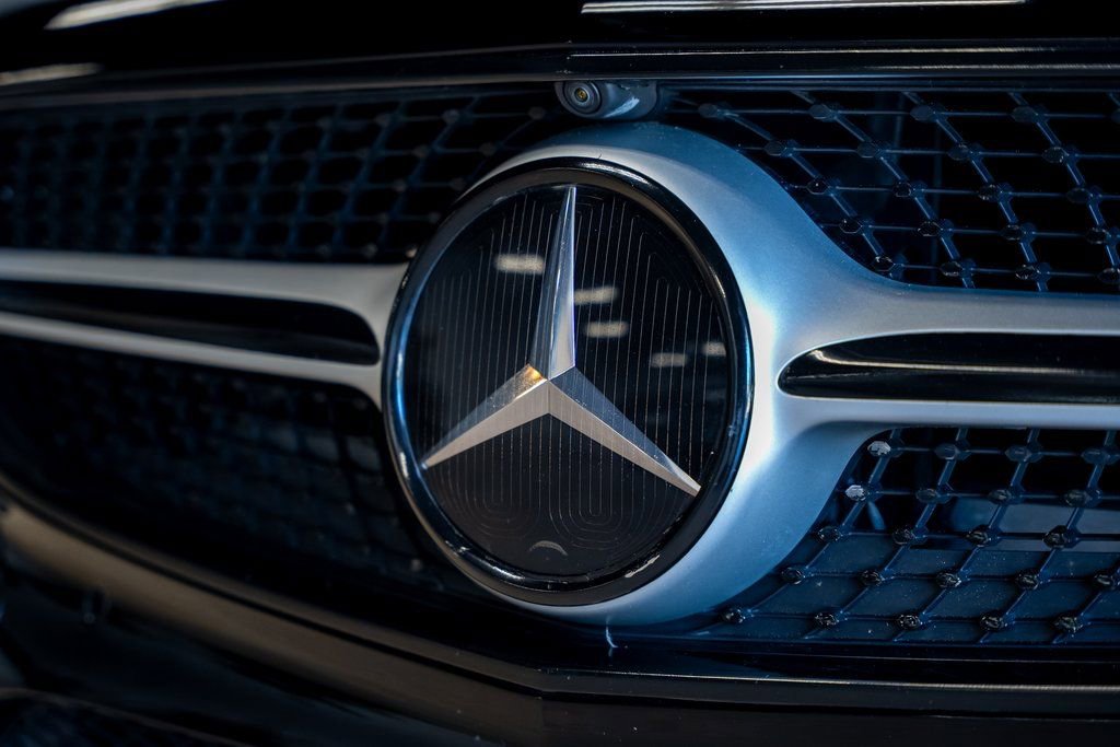 Used 2019 Mercedes-Benz S 560 4MATIC Coupe image 16