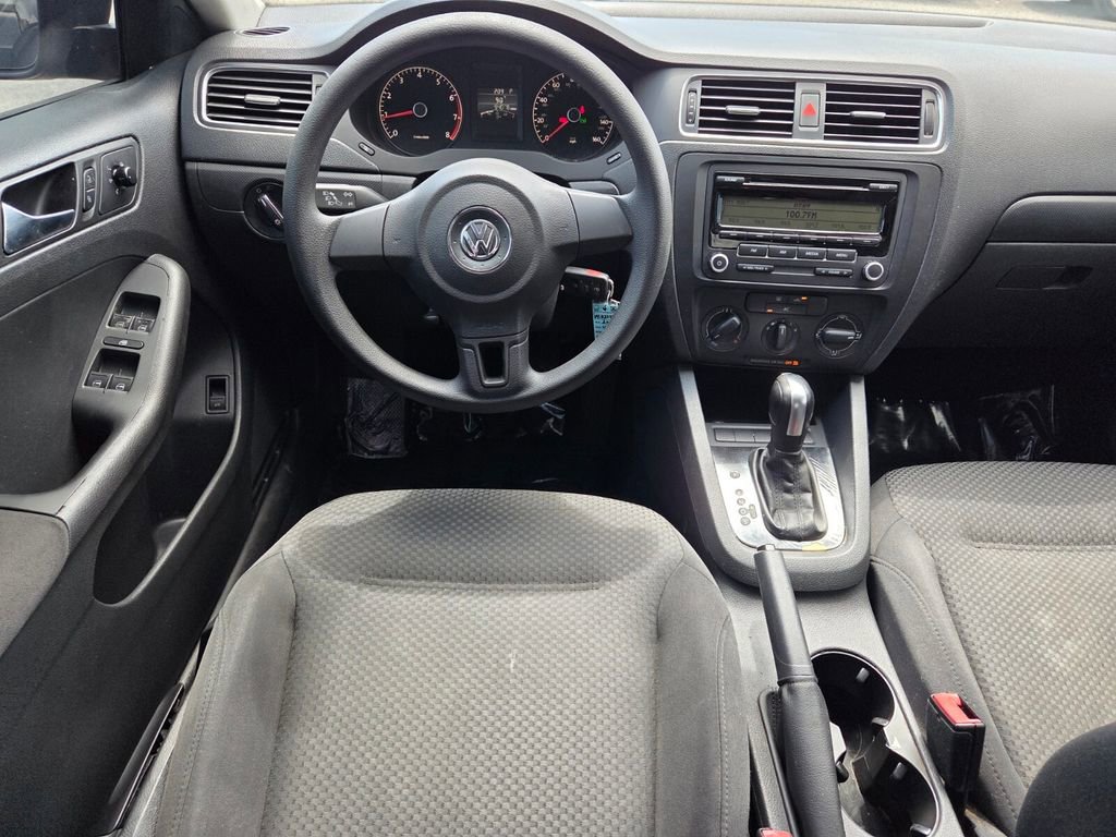 Used 2011 Volkswagen Jetta Sedan FWD image 7