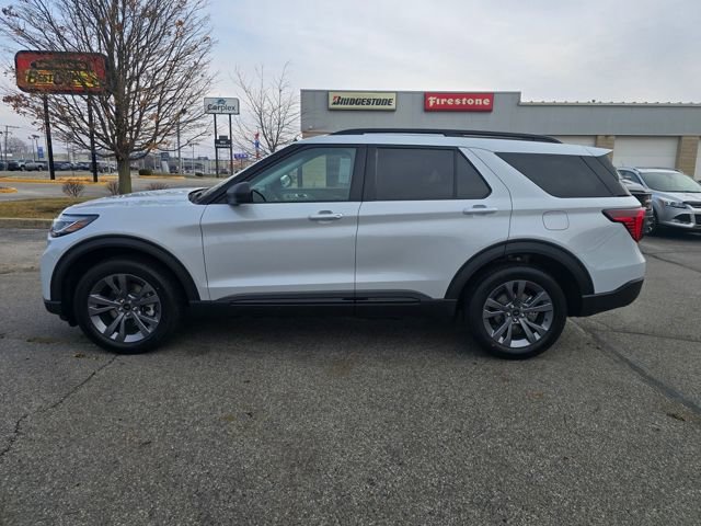 New 2026 Ford Explorer Active w/ Active Comfort Package image 6