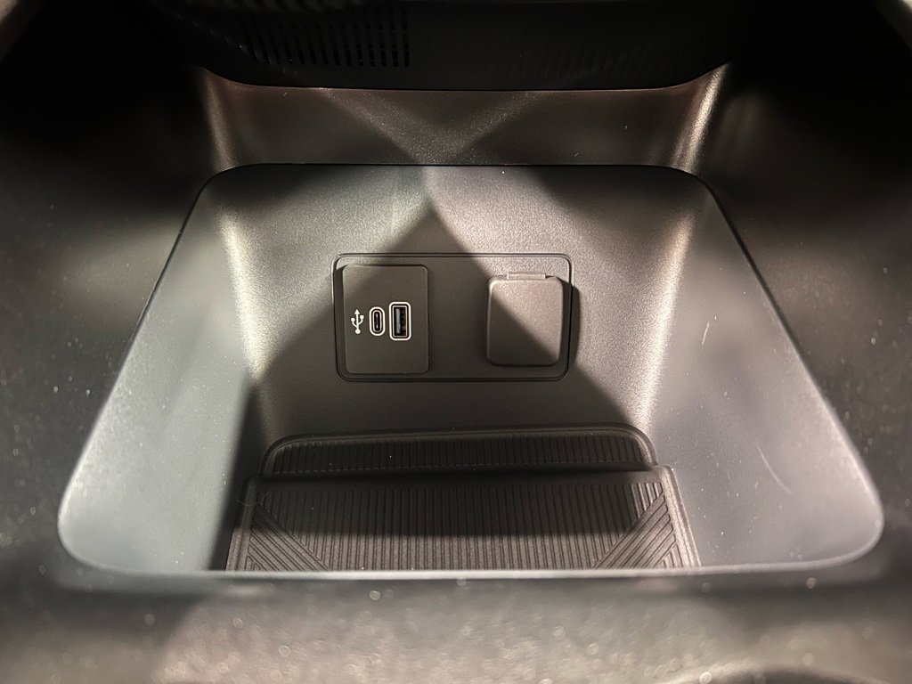 New 2026 Ford Explorer Active image 15