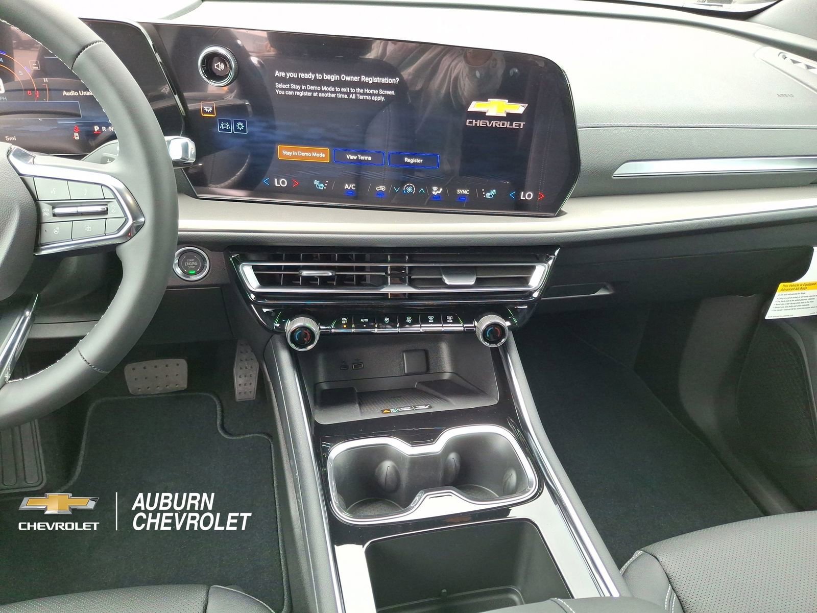 New 2026 Chevrolet Traverse LT w/ Midnight/Sport Edition AWD/4WD image 11