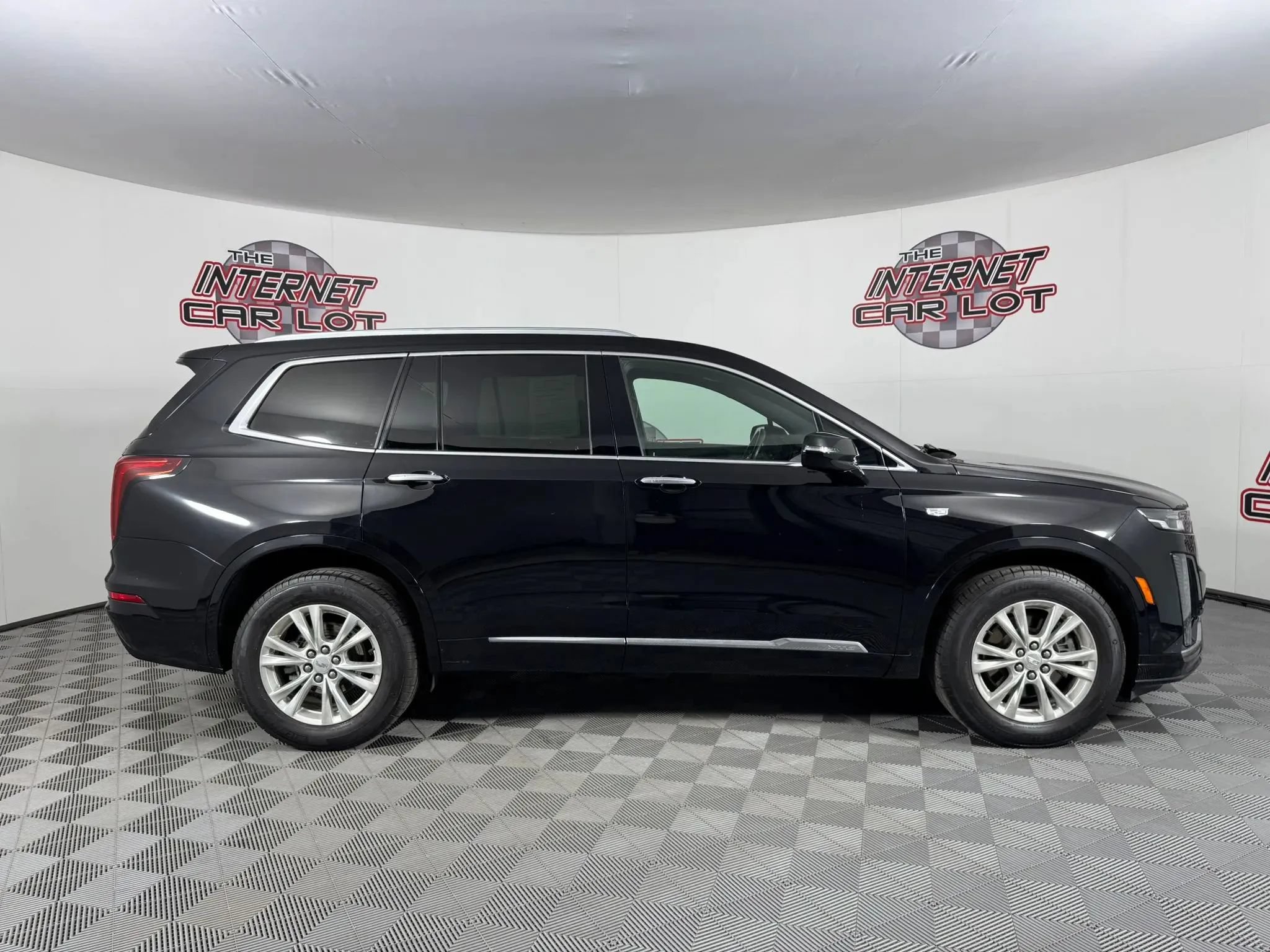 Used 2023 Cadillac XT6 Luxury AWD/4WD image 8