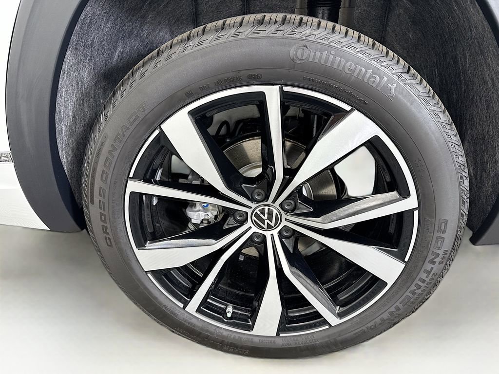 New 2026 Volkswagen Atlas SEL Premium R-Line image 31