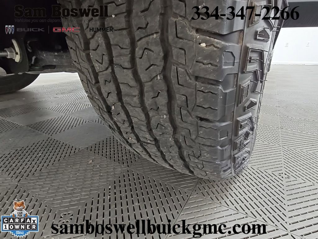 Used 2024 GMC Yukon AT4 w/ Technology Package image 50