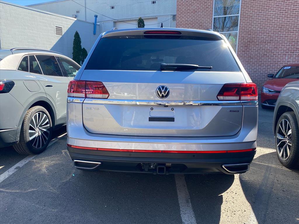 Certified 2023 Volkswagen Atlas SE w/ Panoramic Sunroof Package image 2