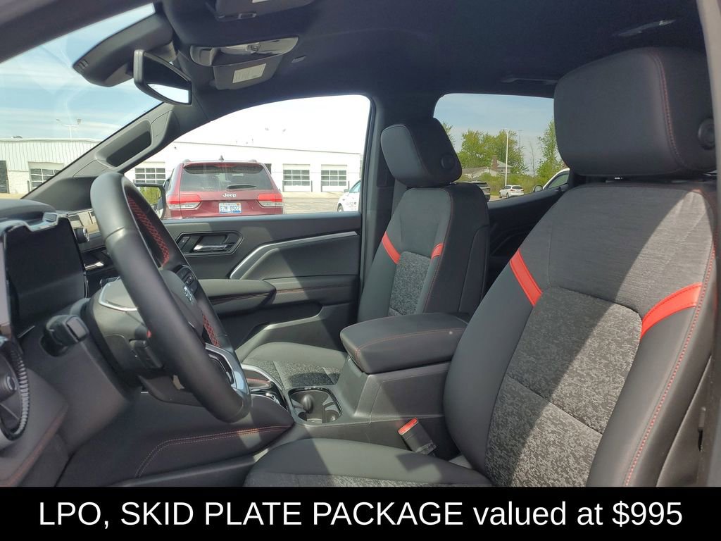 Used 2023 Chevrolet Colorado Z71 w/ Z71 Convenience Package 2 AWD/4WD image 6