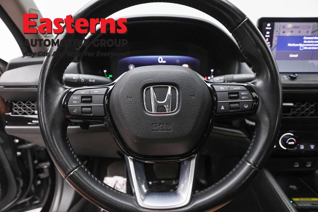 Used 2023 Honda Accord Touring image 10