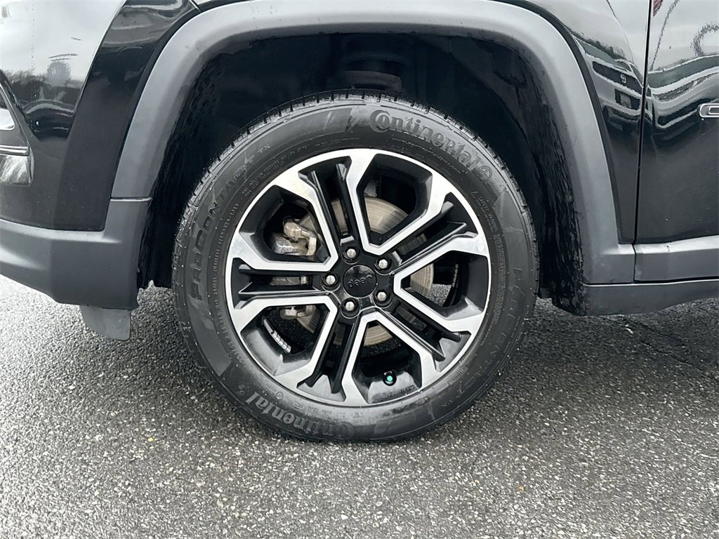 Used 2022 Jeep Compass Limited image 18