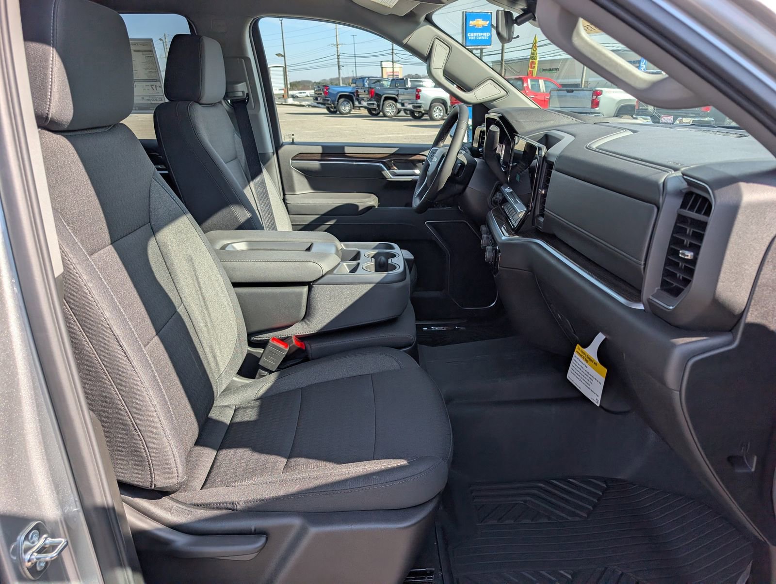 New 2026 Chevrolet Silverado 1500 LT w/ Z71 Off-Road Package image 8