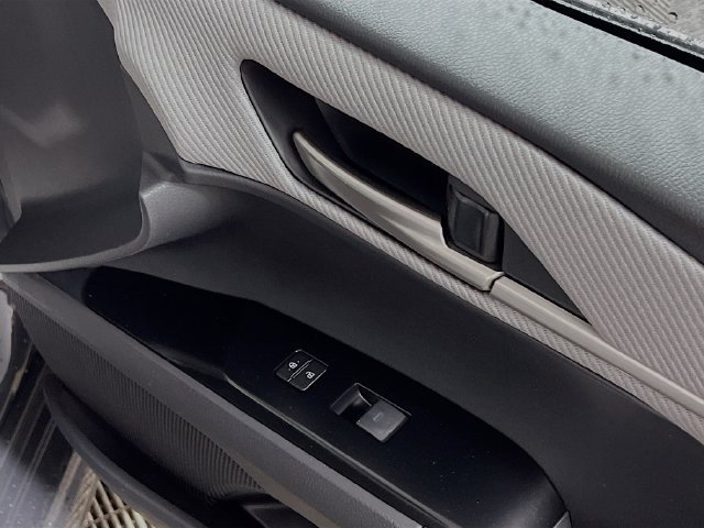 New 2025 Toyota Camry SE FWD image 29