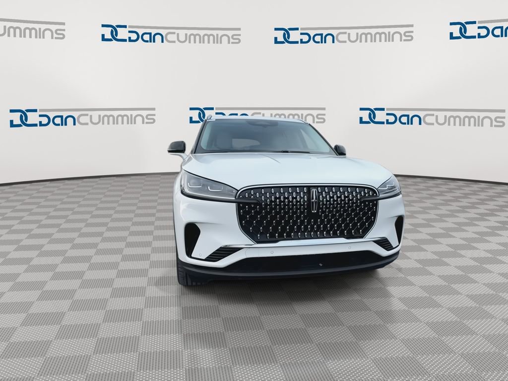 New 2026 Lincoln Aviator Reserve image 3