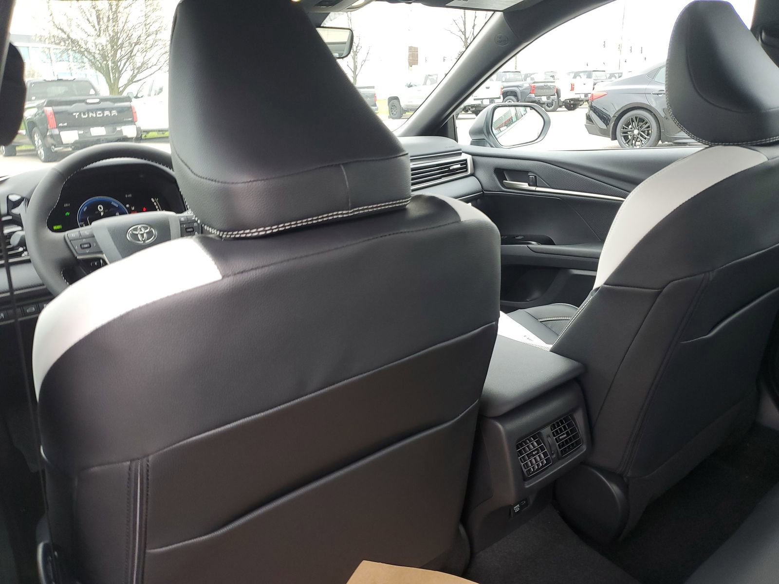 New 2026 Toyota Camry SE image 14