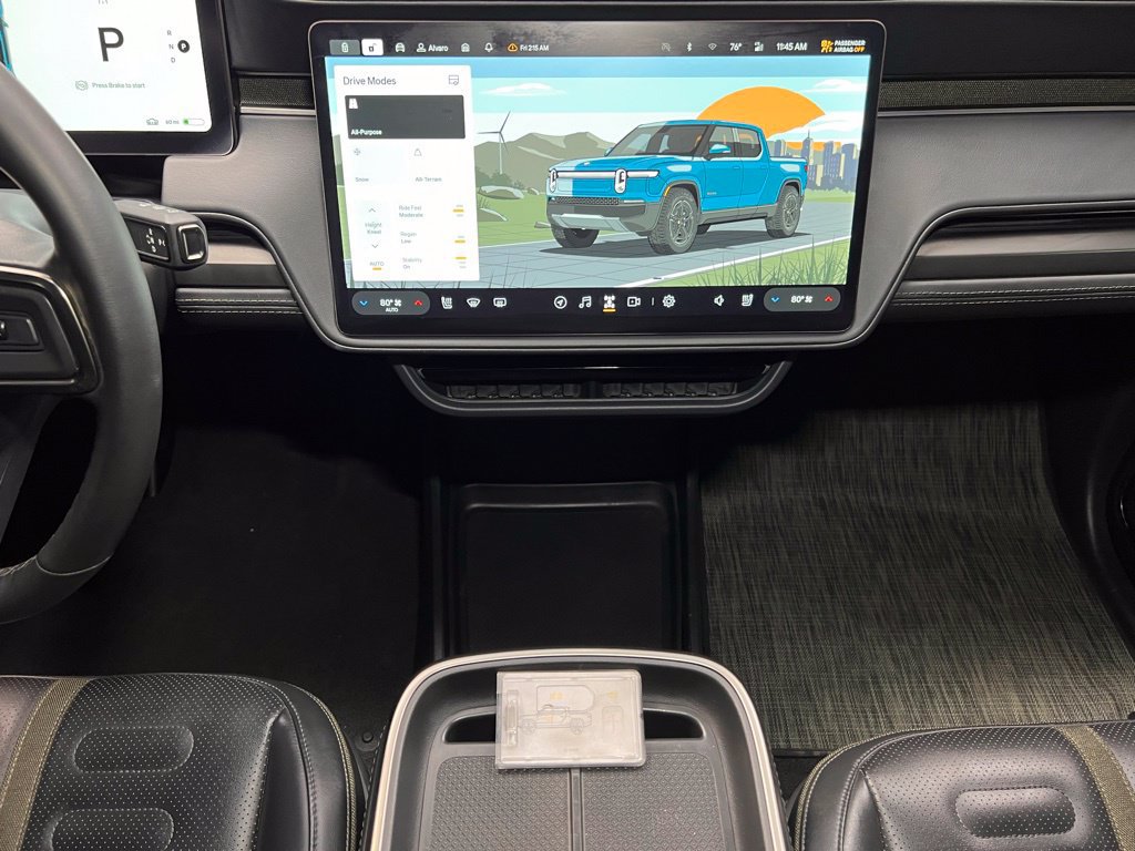 Used 2025 Rivian R1T Adventure Dual AWD/4WD image 9