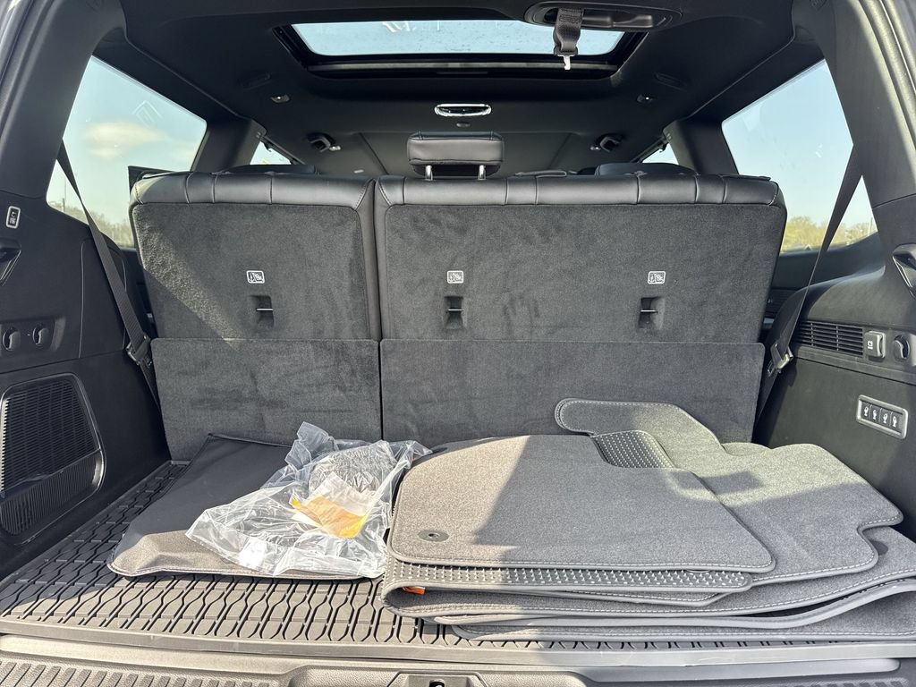New 2026 Jeep Grand Wagoneer Limited AWD/4WD image 25