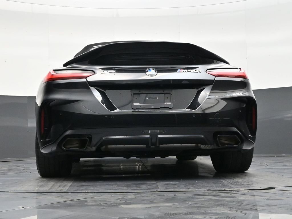 Used 2024 BMW Z4 M40i w/ Premium Package image 24
