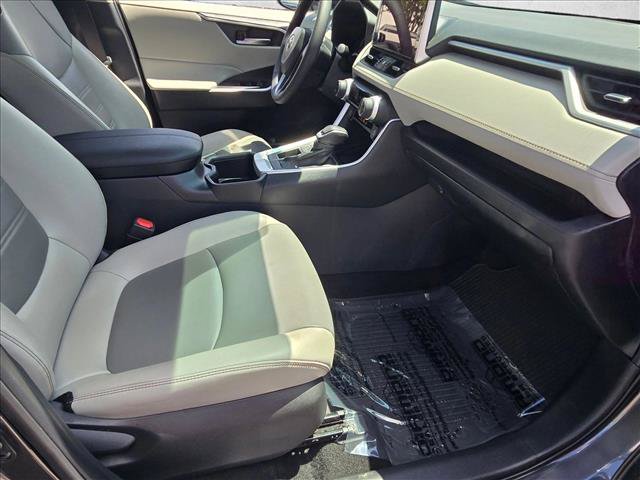 Used 2024 Toyota RAV4 XLE Premium FWD image 19