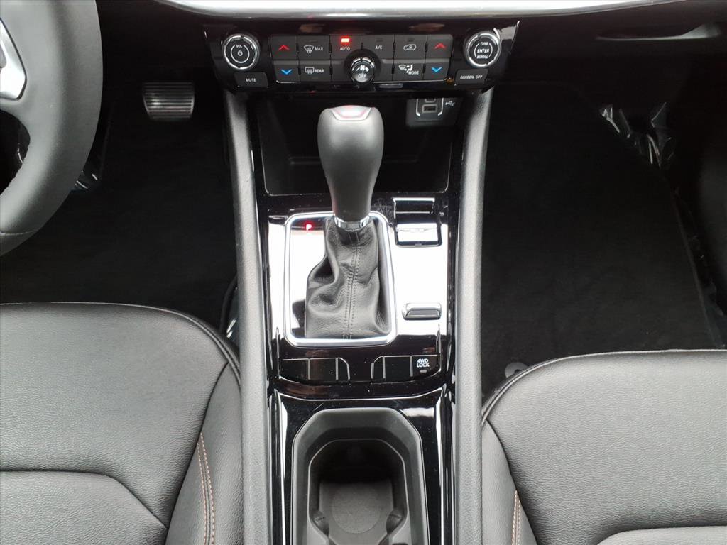 Used 2024 Jeep Compass Limited image 20