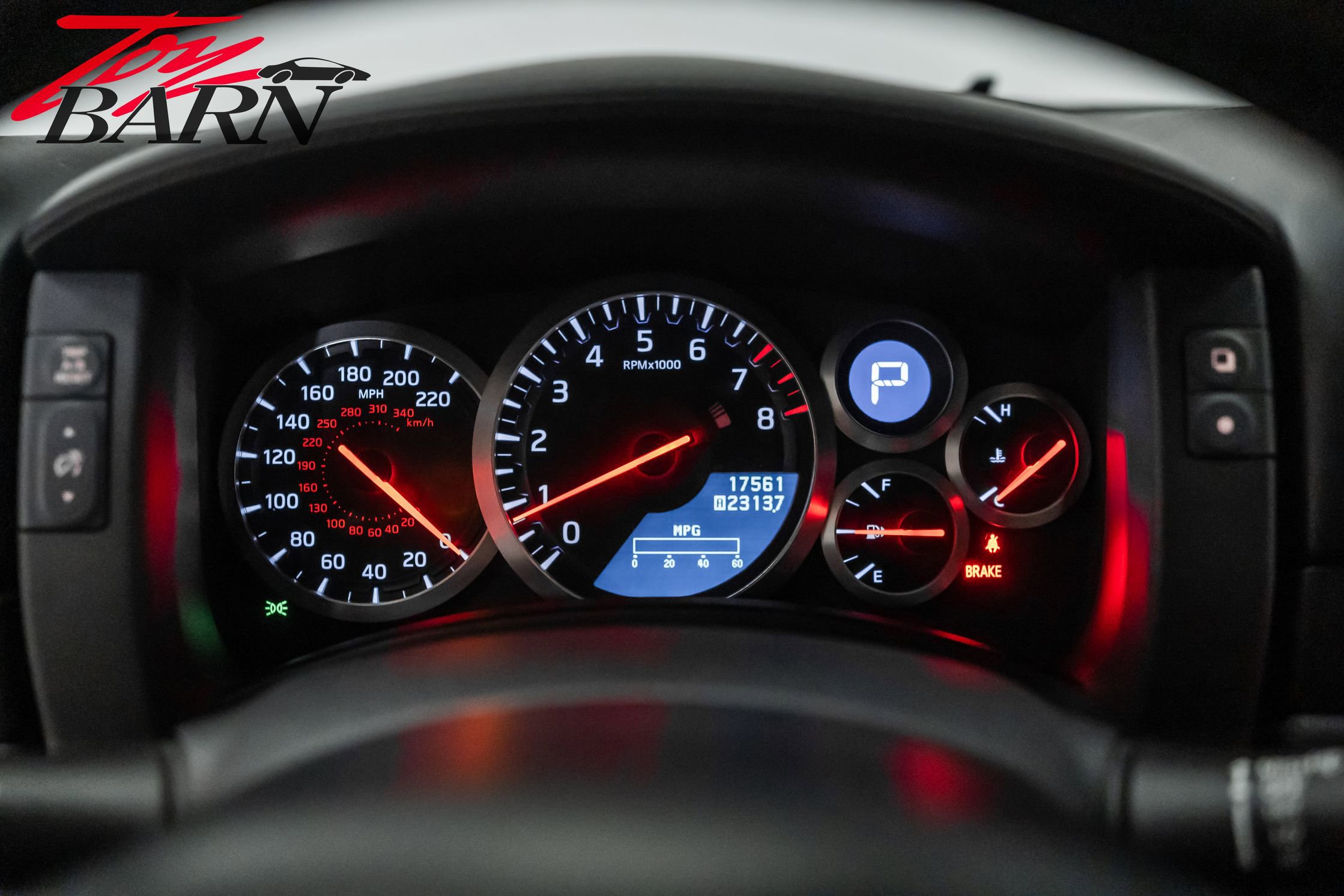 Used 2013 Nissan GT-R Black Edition image 40