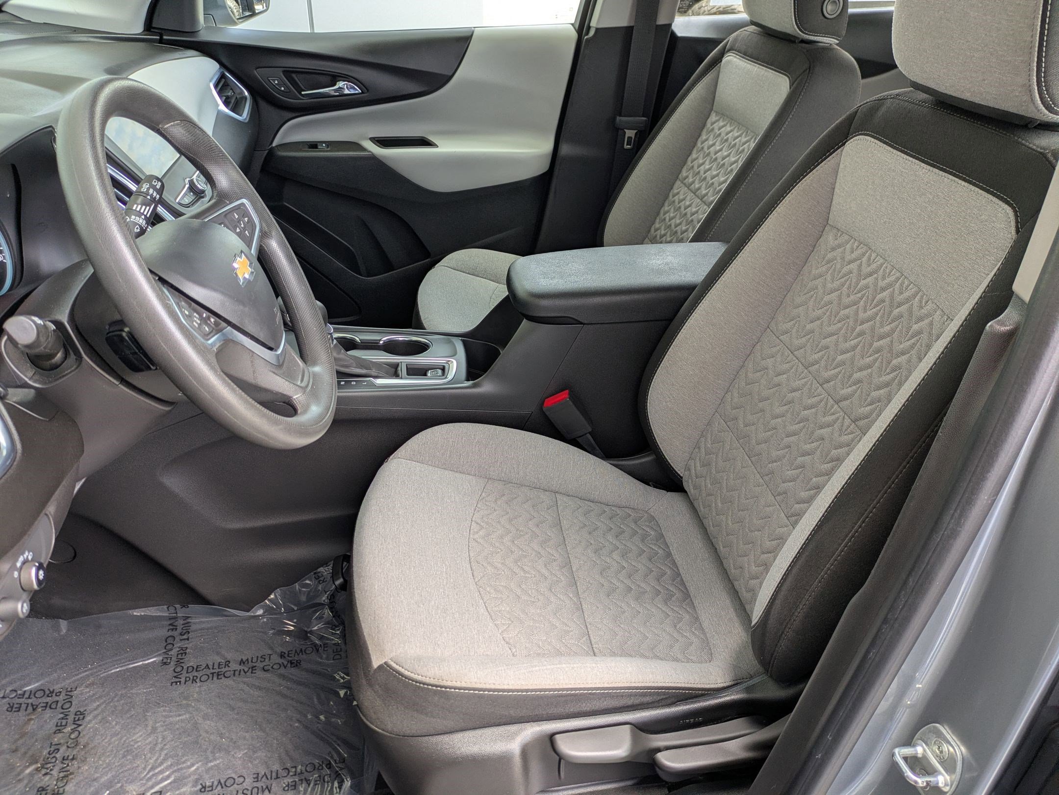 Used 2023 Chevrolet Equinox LS image 21