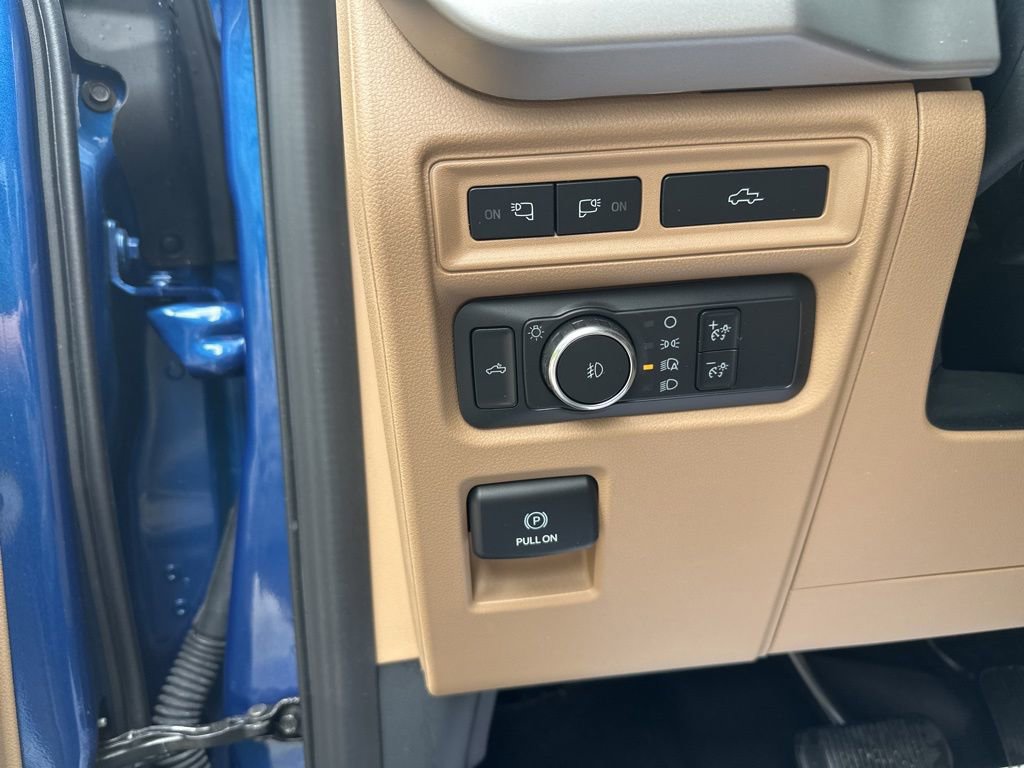 Used 2022 Ford F150 XLT w/ Equipment Group 302A High image 16