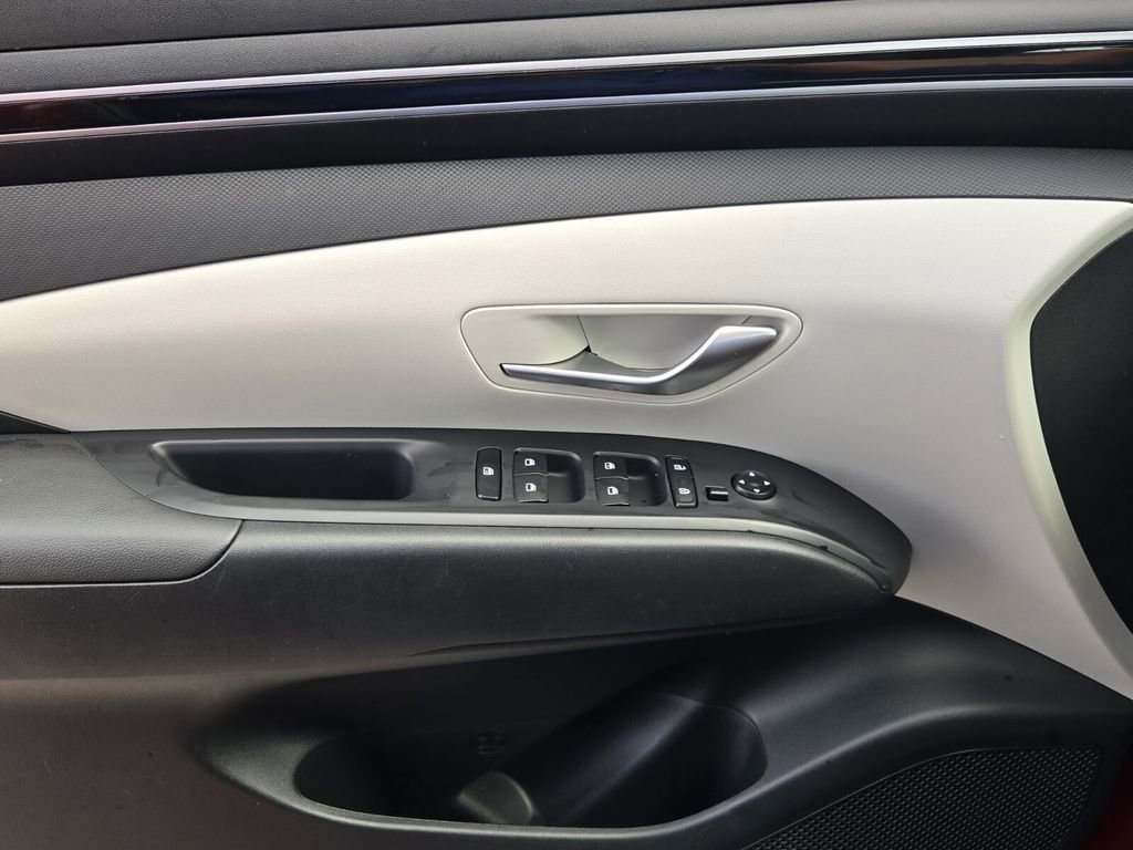 Used 2024 Hyundai Tucson SE FWD image 27