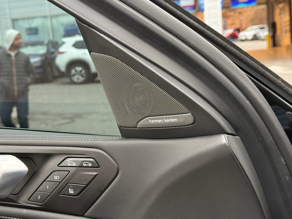 Used 2024 BMW X6 xDrive40i w/ Premium Package AWD/4WD image 26