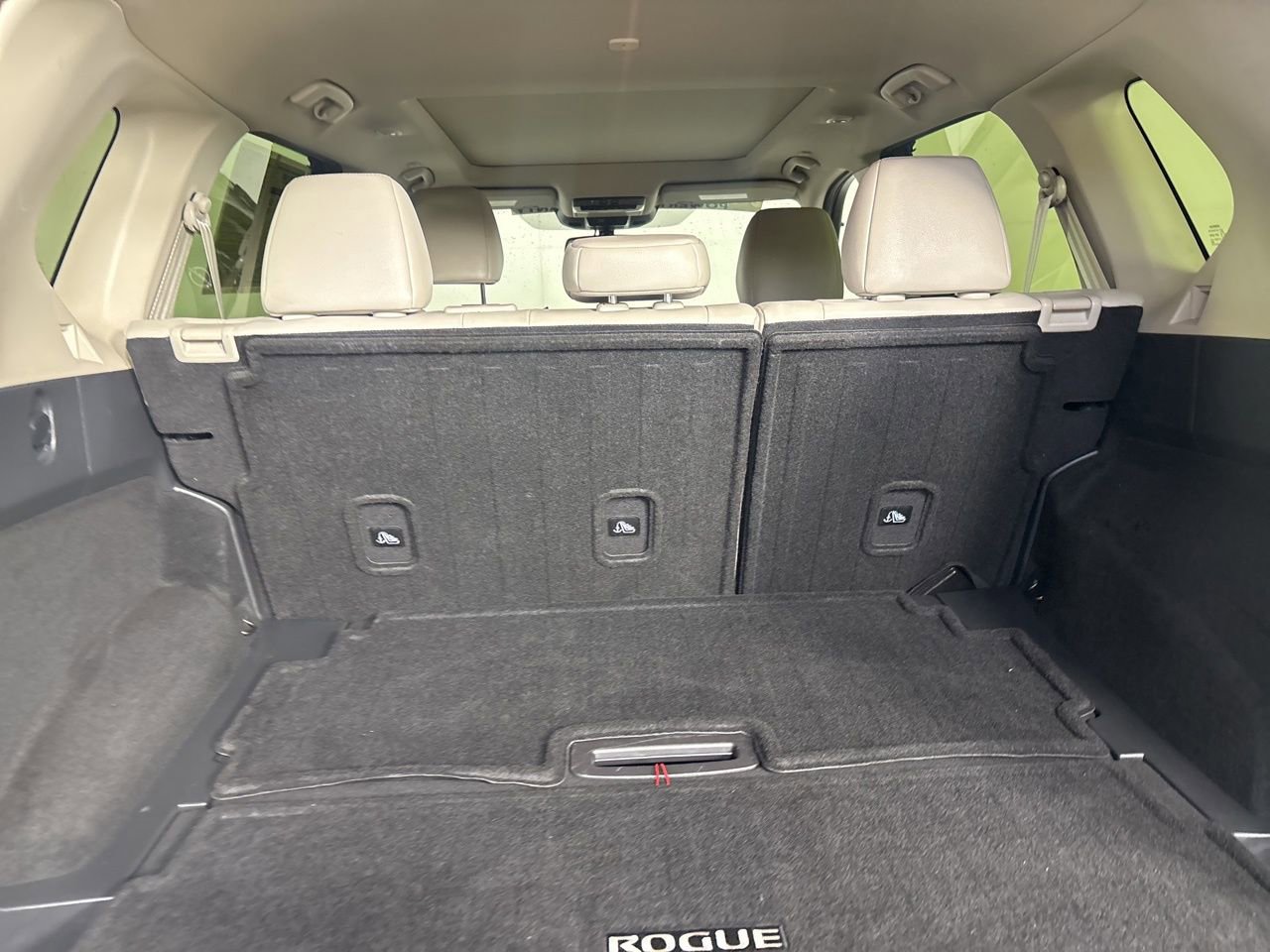 Used 2023 Nissan Rogue SL w/ SL Premium Package image 27