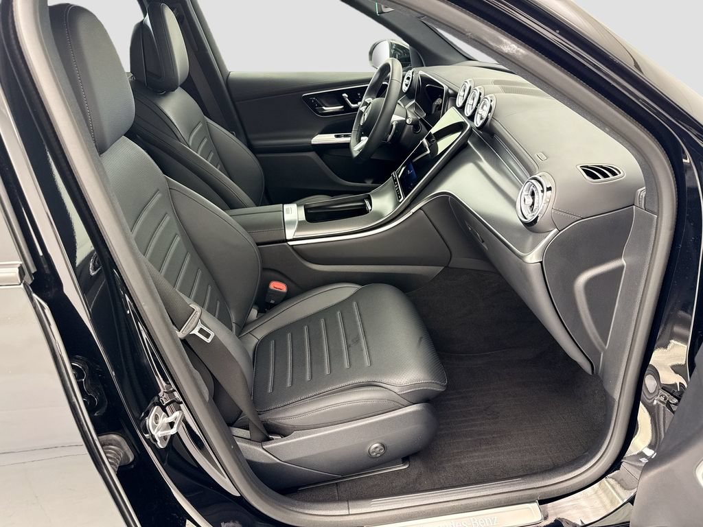 Certified 2026 Mercedes-Benz GLC 300 4MATIC image 19