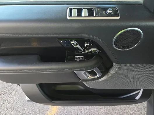 Used 2019 Land Rover Range Rover HSE AWD/4WD image 9