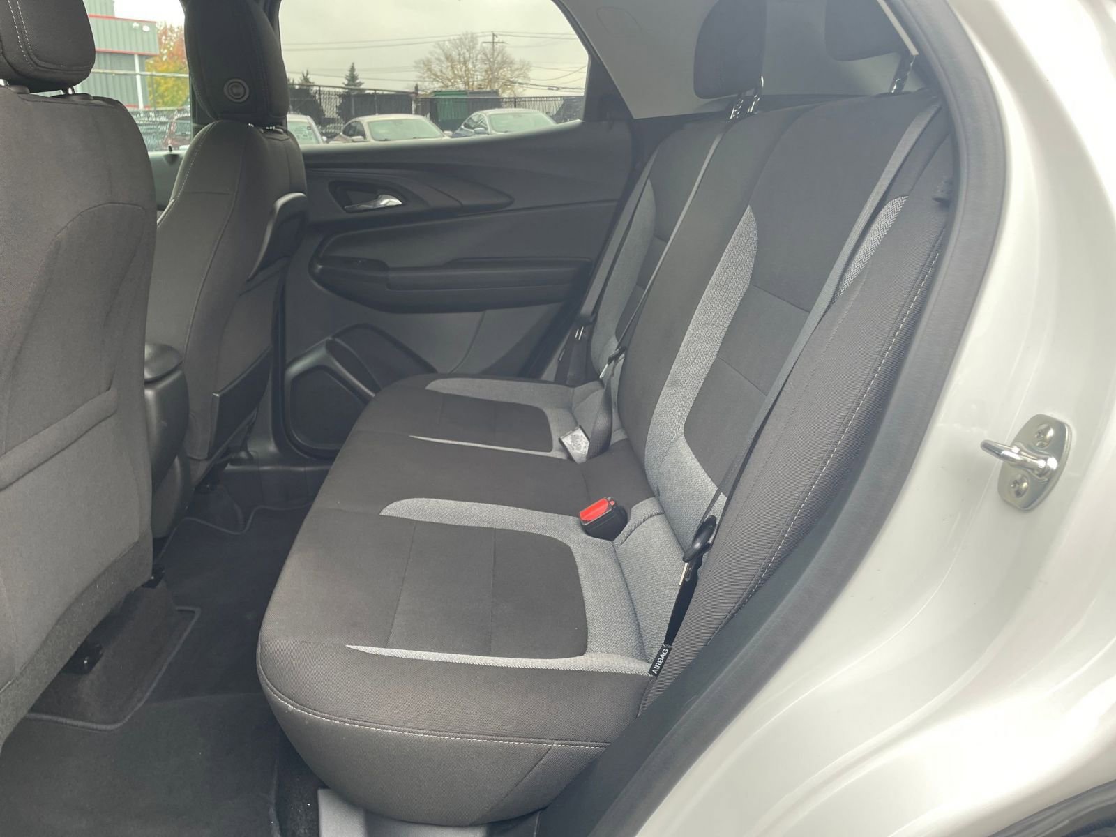 Used 2025 Chevrolet TrailBlazer LT image 23