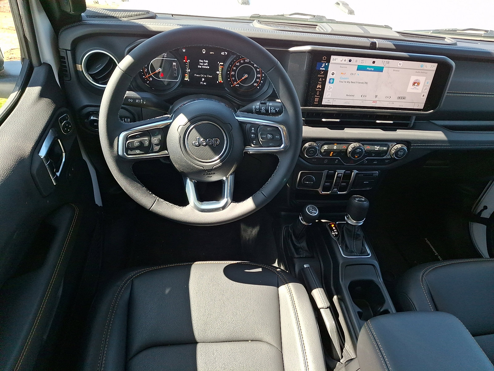 Used 2026 Jeep Wrangler Sahara AWD/4WD image 10