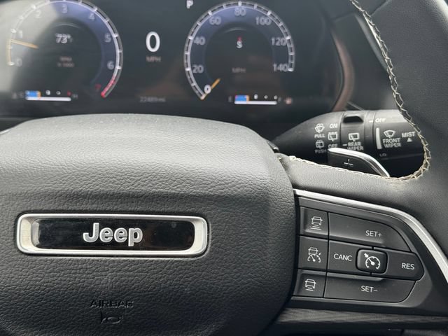 Certified 2023 Jeep Grand Cherokee Laredo AWD/4WD image 25