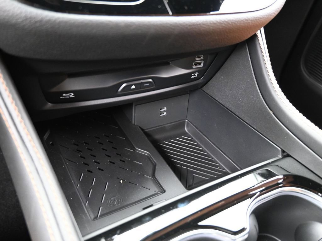 New 2026 Chrysler Pacifica Pinnacle image 25