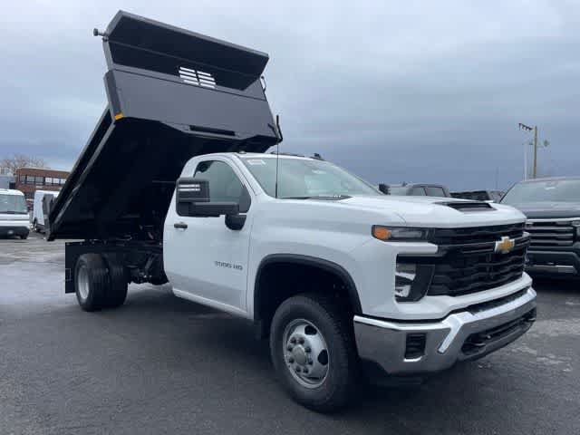 New 2026 Chevrolet Silverado 3500 W/T w/ WT Convenience Package AWD/4WD image 1