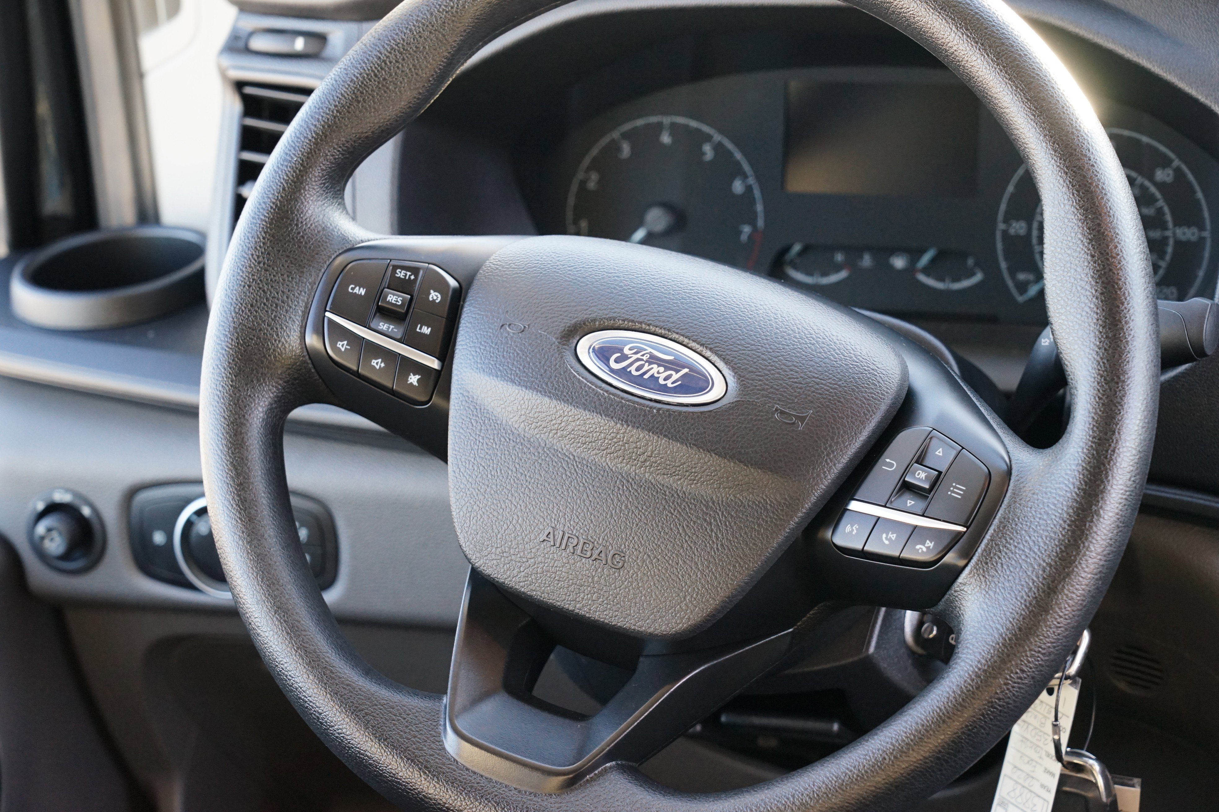 Used 2020 Ford Transit 350 XLT image 23