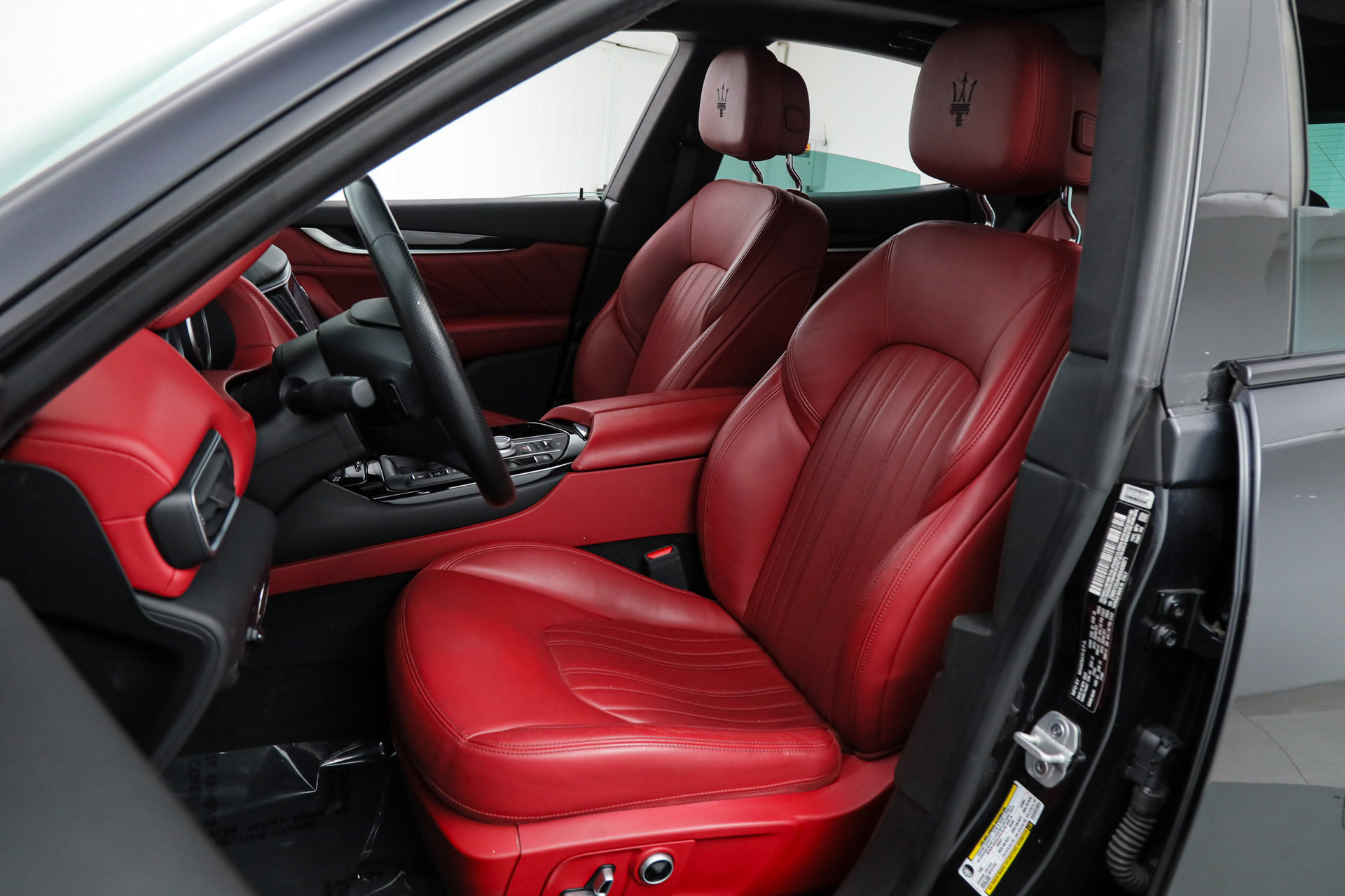 Certified 2022 Maserati Levante GT image 17