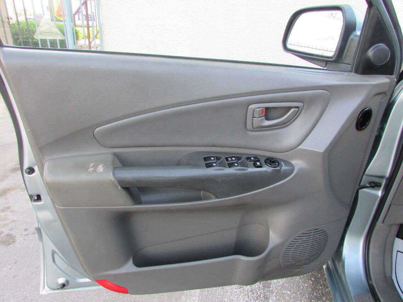 Used 2006 Hyundai Tucson Limited FWD image 29