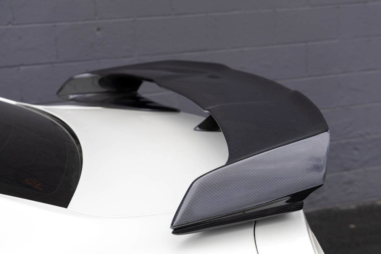 Used 2017 Nissan GT-R Premium AWD/4WD image 7