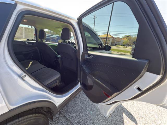 Used 2020 Ford Escape SE FWD image 27