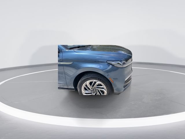 New 2027 Lincoln Navigator L Reserve AWD/4WD image 5