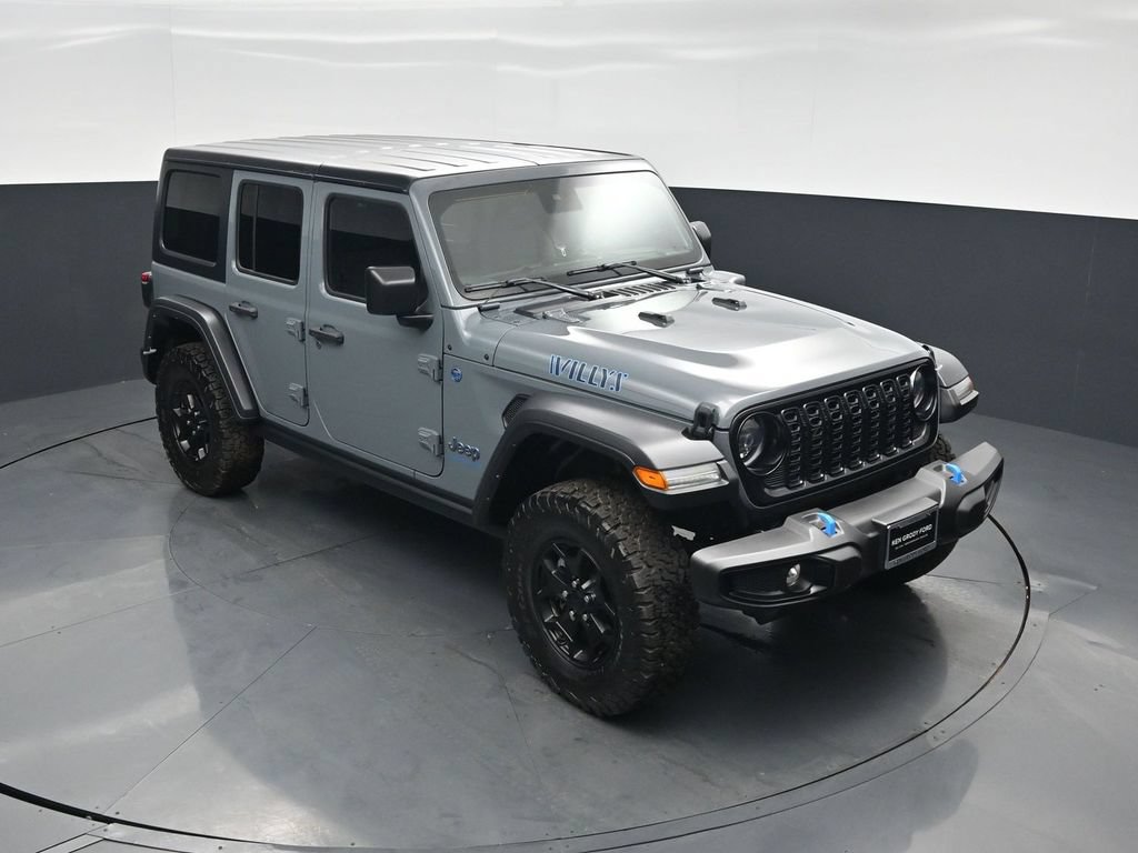 Used 2024 Jeep Wrangler Unlimited AWD/4WD image 38