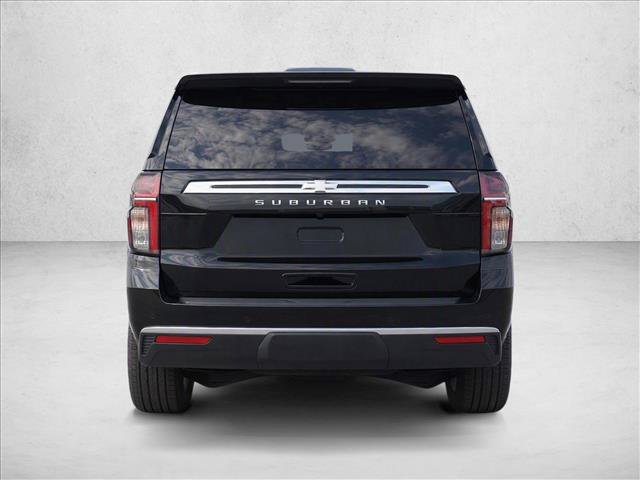 Used 2021 Chevrolet Suburban LT AWD/4WD image 6