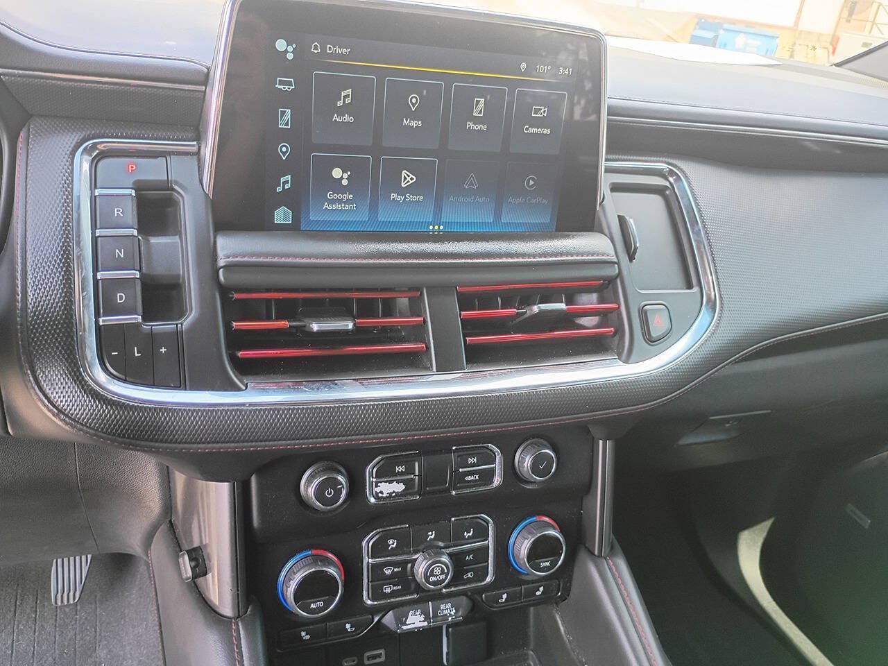 Used 2022 Chevrolet Suburban RST w/ Luxury Package RWD image 17
