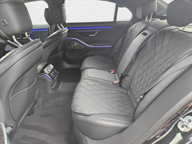New 2025 Mercedes-Benz S 580 4MATIC Sedan image 16
