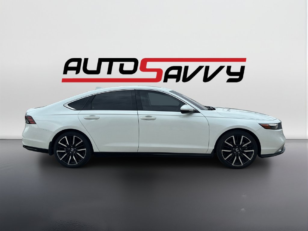 Used 2023 Honda Accord Touring image 4