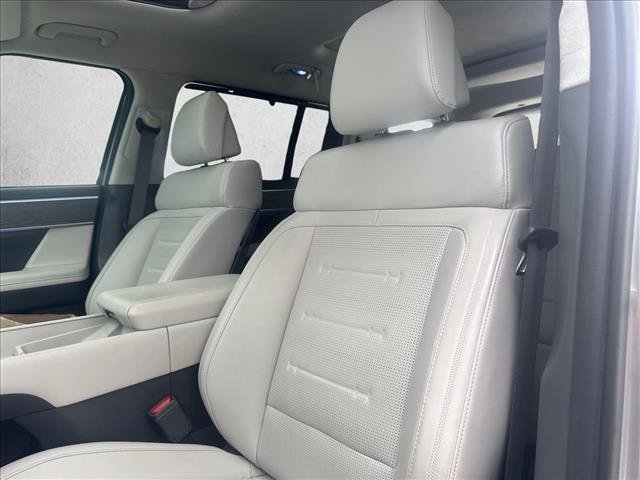 Used 2024 Hyundai Santa Fe Calligraphy AWD/4WD image 8