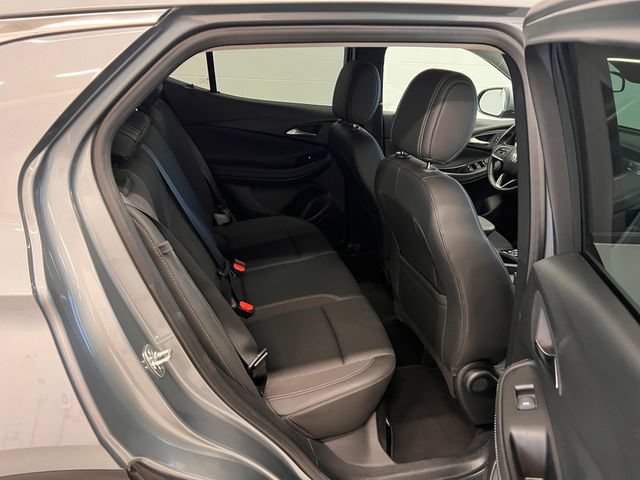 Used 2025 Buick Encore GX Preferred AWD/4WD image 9
