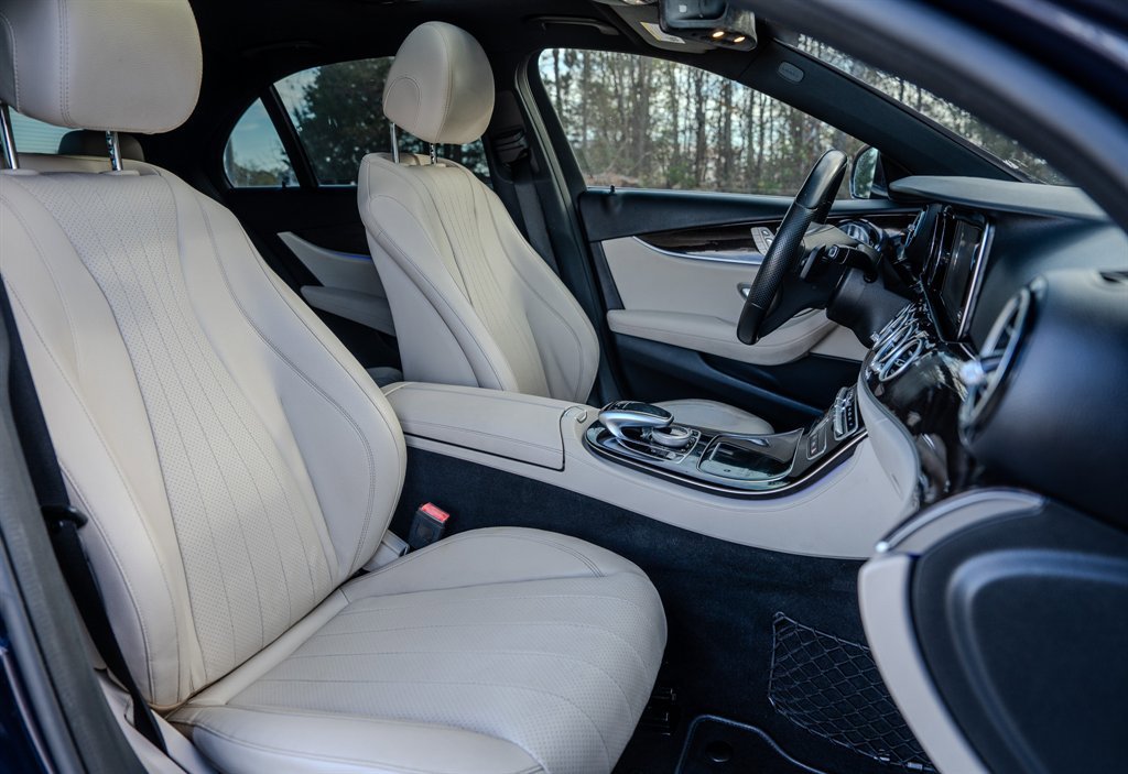 Used 2017 Mercedes-Benz E 300 w/ Premium 1 Package image 31