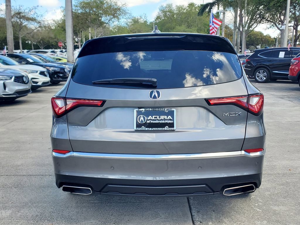Certified 2024 Acura MDX FWD w/ Technology Package image 6