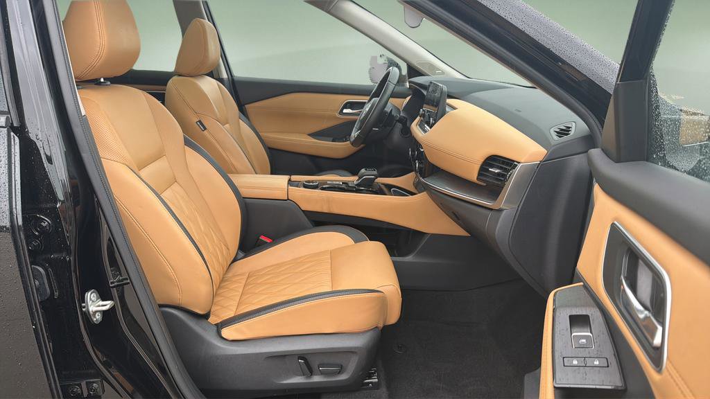 Certified 2023 Nissan Rogue Platinum AWD/4WD image 11